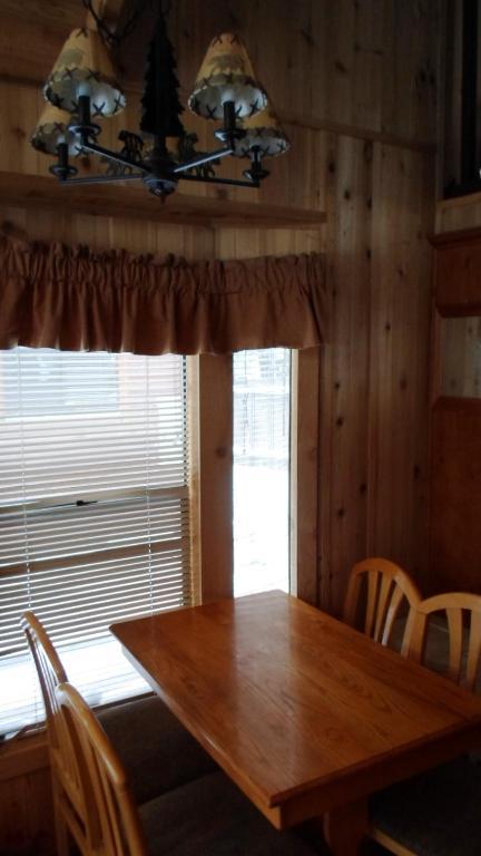 Cedar Pines Resort South Lake Tahoe Room photo