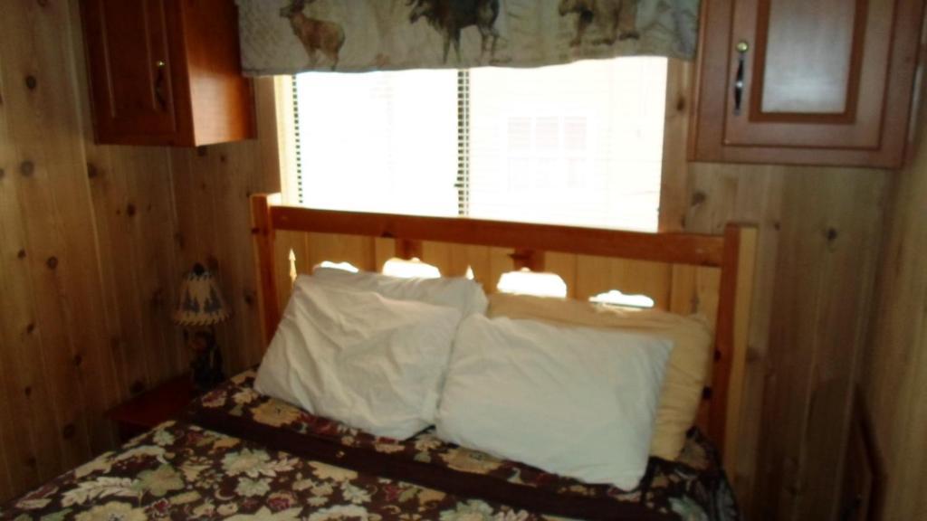 Cedar Pines Resort South Lake Tahoe Room photo