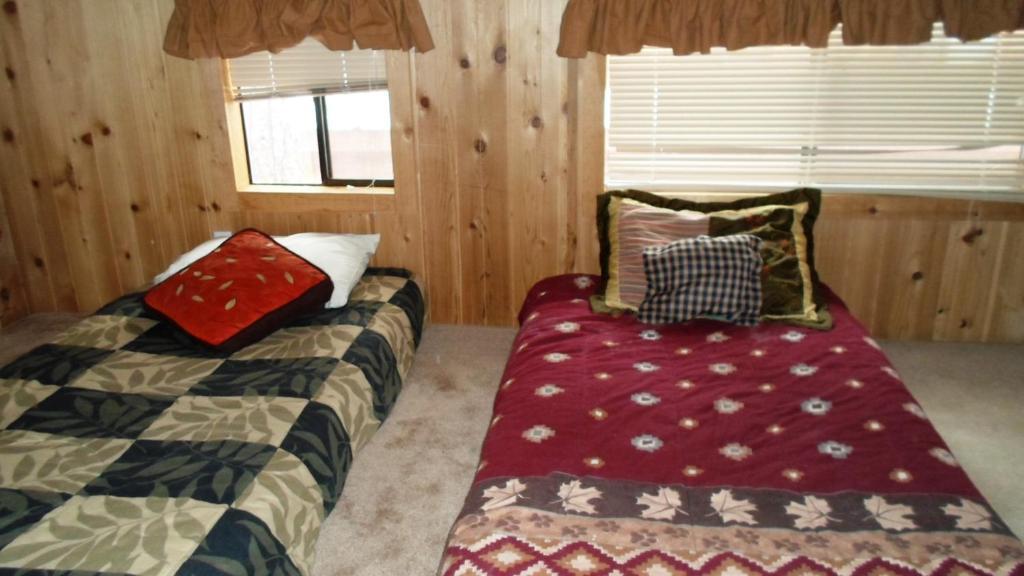 Cedar Pines Resort South Lake Tahoe Room photo